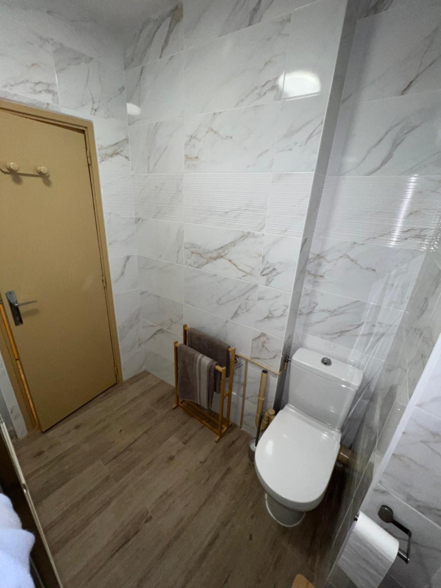 Appartement Dijon Le Zola, Avec Parking Prive Sur Demande Payant Sur Place Exterior photo